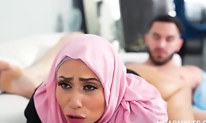Well-stacked Arab mama seduced stepson into some impenetrable depths preference