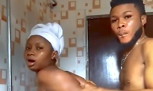 Frying Black Nigerian Couple Making out Hard In Sexy Shower!