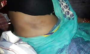 Bhabhi handjob while showing her chunky boobs during ill-lit lifetime in indian Village