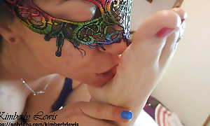 Stepsisters Feet Worship Spectacle for rub-down the Luckiest Guy in rub-down the World. Cum on Feet and Indiscretion
