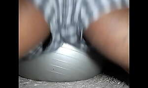 Paws free orgasm humping gym ball