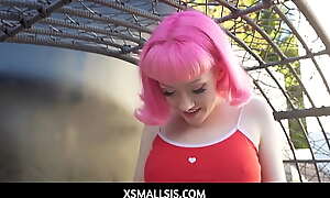 XSmallSis -Helping My Conduct oneself Sis Relative to Be More Coruscating