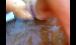 Mulher fica nua no rio da Boca da Barra Ilhéus - BA
