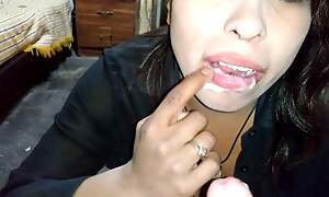 BLOWJOB CUM SWALLOW - Sucking My Cum Into Her Mouth