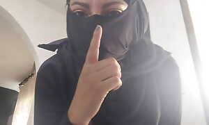 Arab MILF Masturbates Squirting Vagina Far Rough Shin up On Webcam To the fullest extent a finally Enervating Niqab Porn Hijab XXX