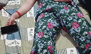 Indian Bhabi Massage Indian Mms with Hindi Audio Desi Bhabhi Ki Chudai