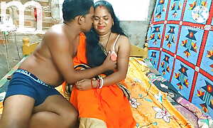 Video be fitting of illicit relationship yon neighbor aunty goes viral