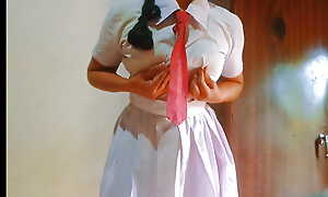 Sri Lankan school girl very hot video. Sri Lankan university girl sexual intercourse about vegetable. hot girl Sri Lanka Lankatoy