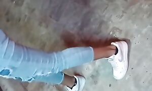 Public B & B making love with 20-year-old Indian girl caught insusceptible to the street