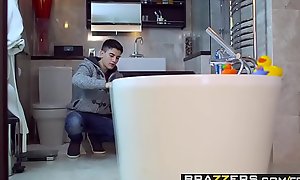 Brazzers - Overprotect Got Boobs - Leigh Darby Jordi El Nino Polla - Flushing Your Friends Dirty Mother