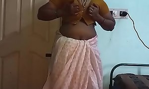 Hot Mallu Aunty Overt Selfie And Fingering For father in law