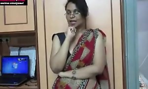 Horny lily giving indian porn lesson to juvenile students