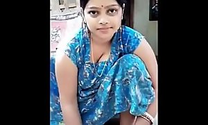 Indian hottest desi cleavage close-mouthed capture while washing