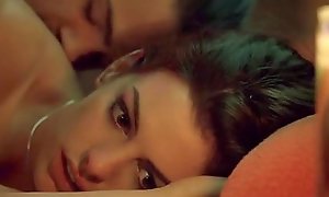 Anne Hathaway Dolefulness (sex in bed)